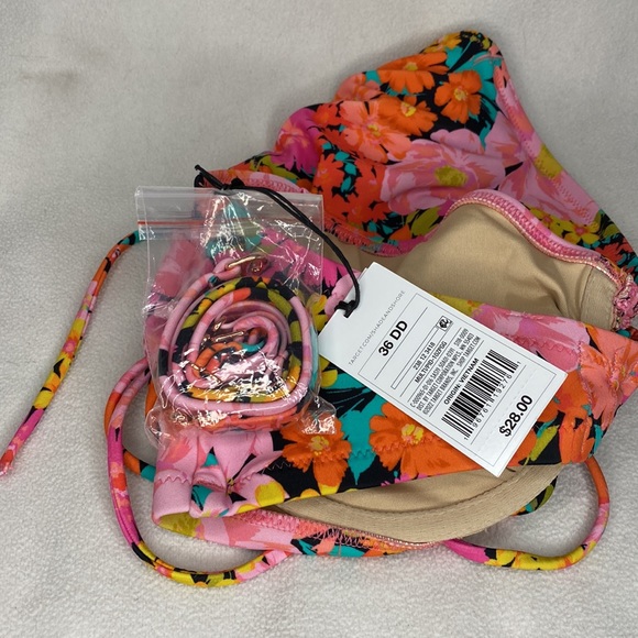 NWT Shade & Shore bikini top size 36DD - Picture 2 of 7